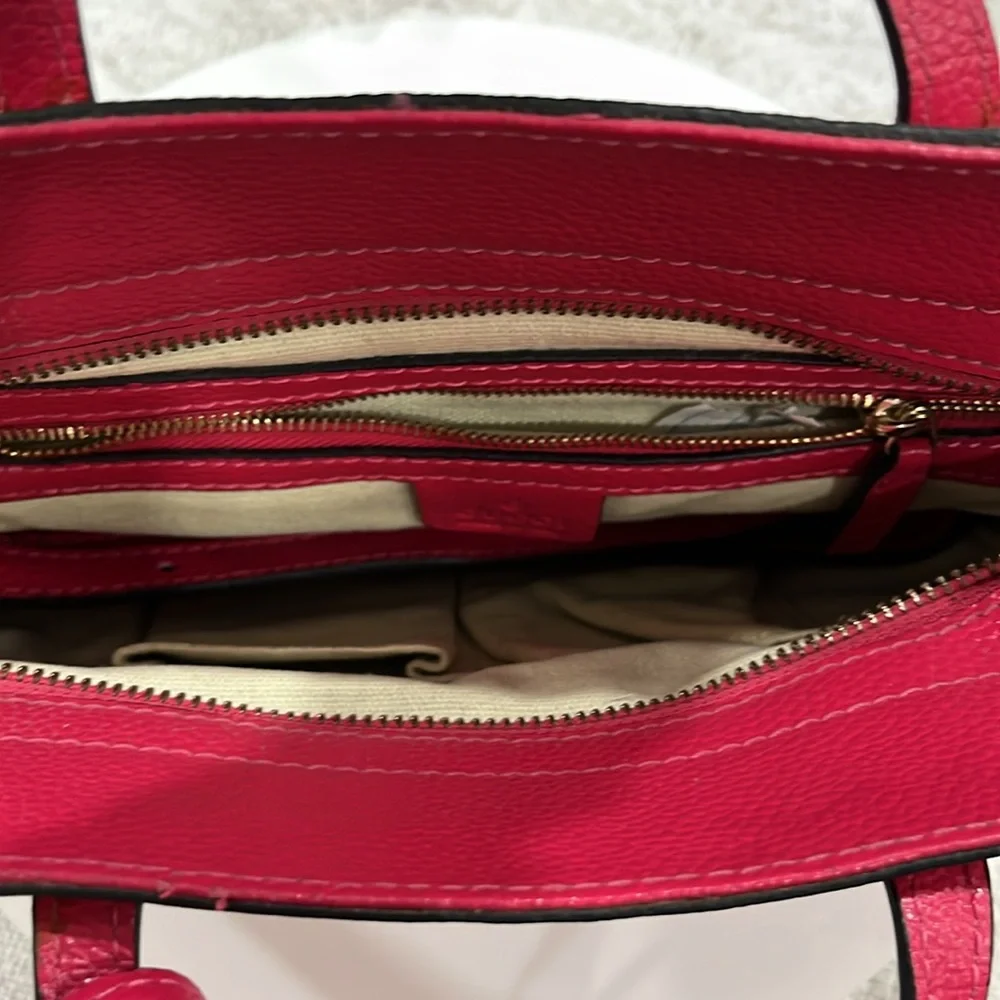 102. GUCCI MADE IN ITALY PINK CROSSBODY/SHOULDER PURSE BRAND NEW DETACHABLE - Picture 5 of 7